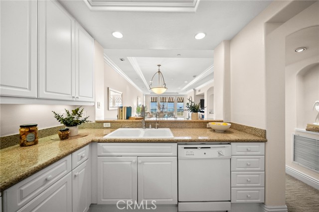 MLS #OC25252251 image #8