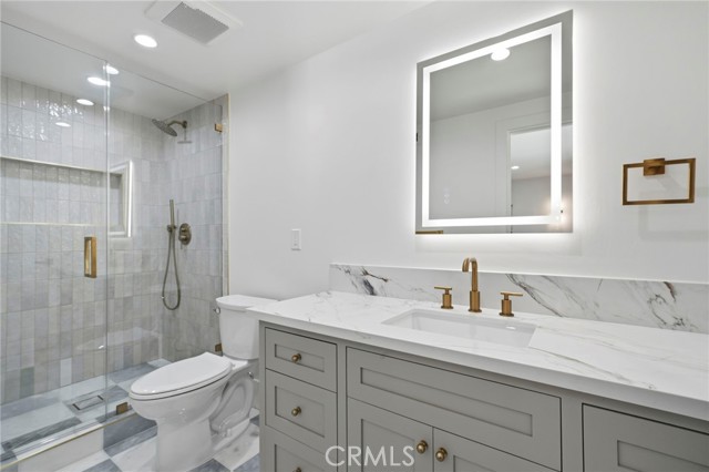 MLS #OC25252254 image #12