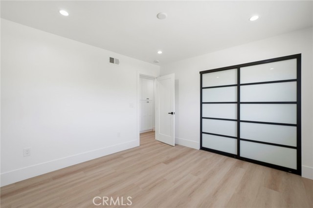 MLS #OC25252254 image #19