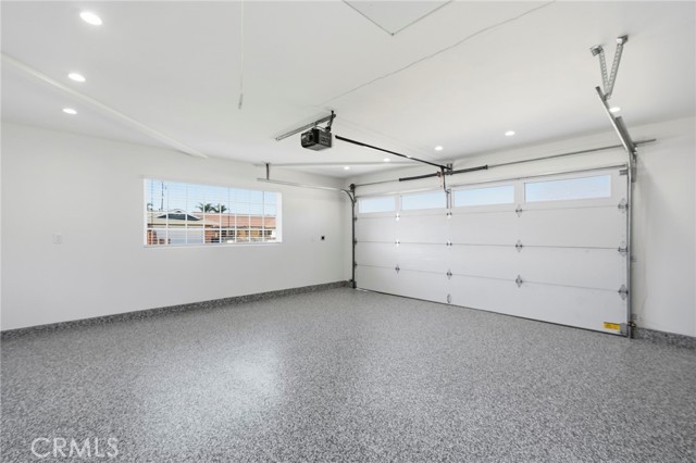 MLS #OC25252254 image #23