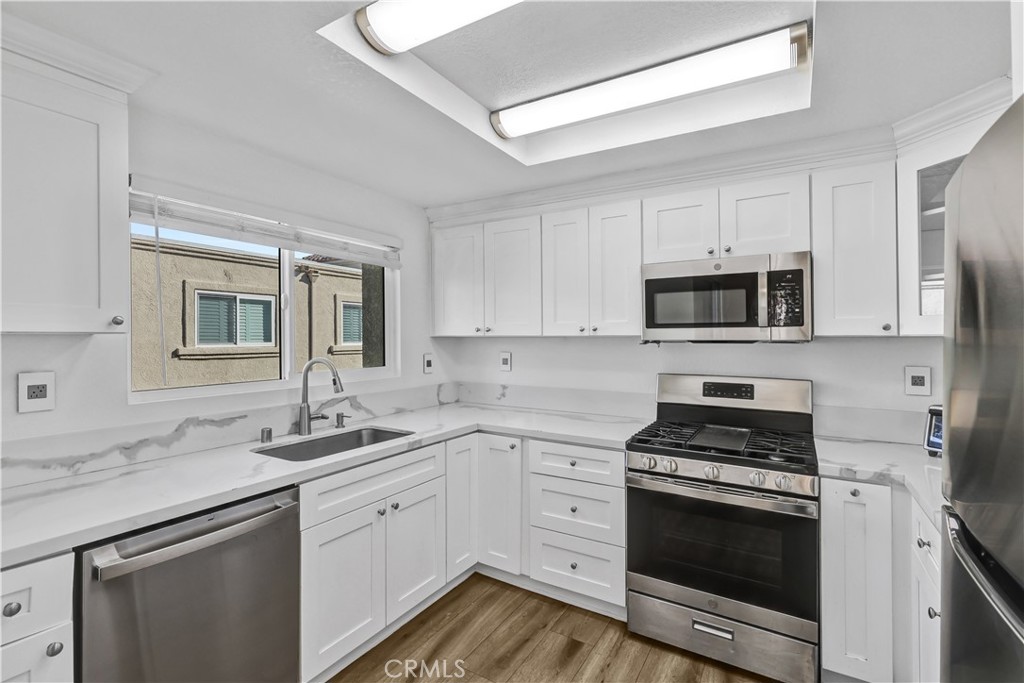 MLS #OC25252287 image #18