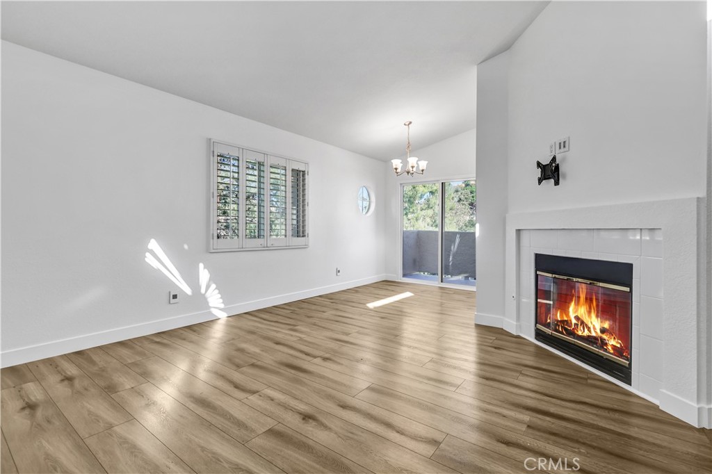 MLS #OC25252287 image #5