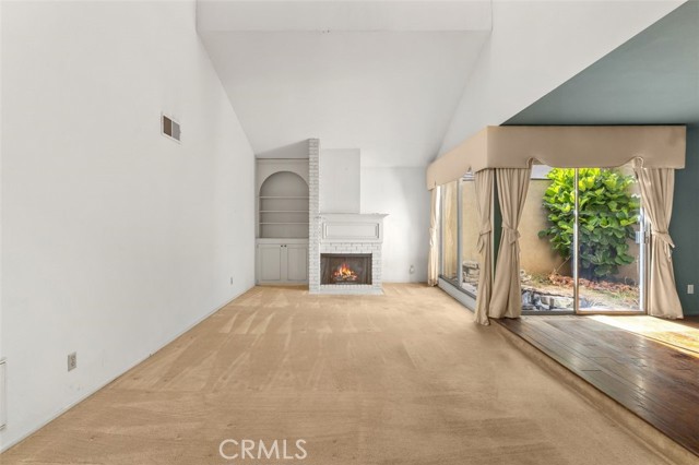 MLS #OC25252311 image #3