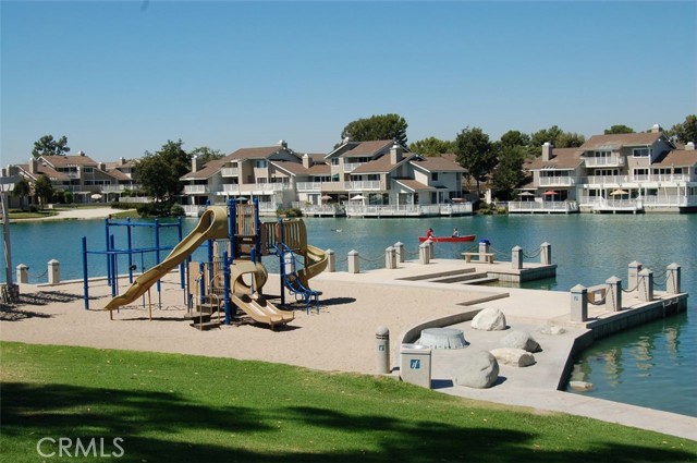 MLS #OC25252311 image #30