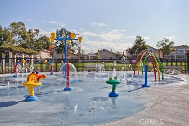 MLS #OC25252311 image #33