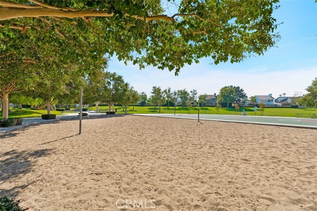 MLS #OC25252311 image #37