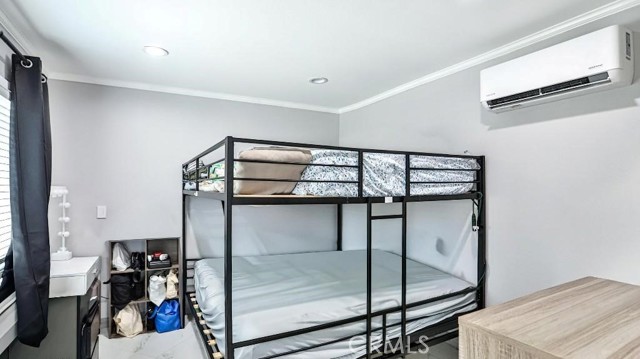 MLS #OC25252466 image #10