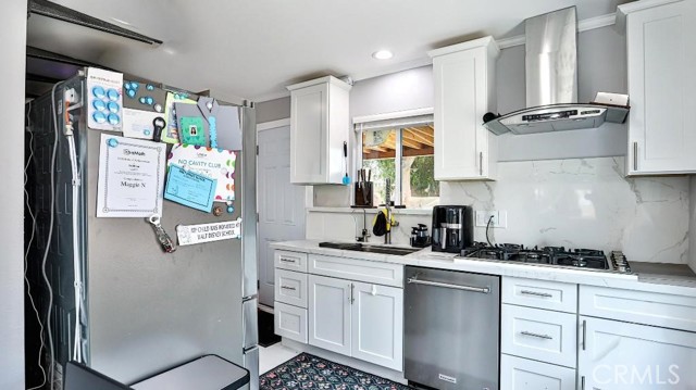 MLS #OC25252466 image #12