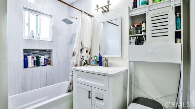 MLS #OC25252466 image #8