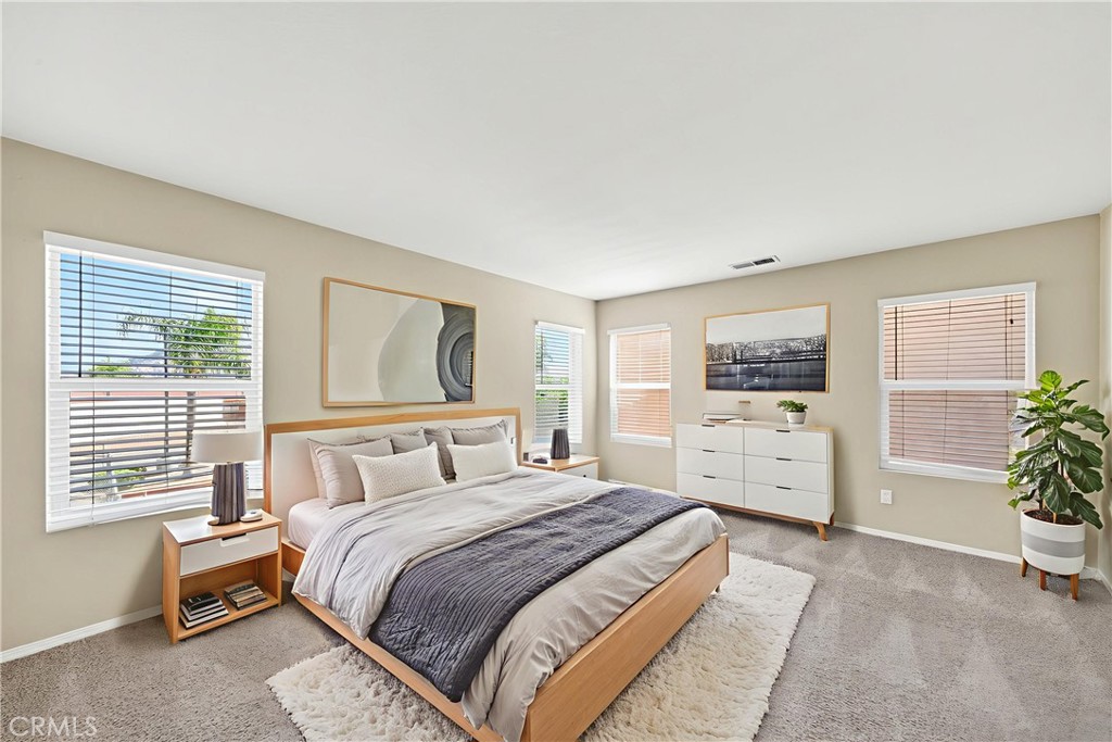 MLS #OC25252489 image #12