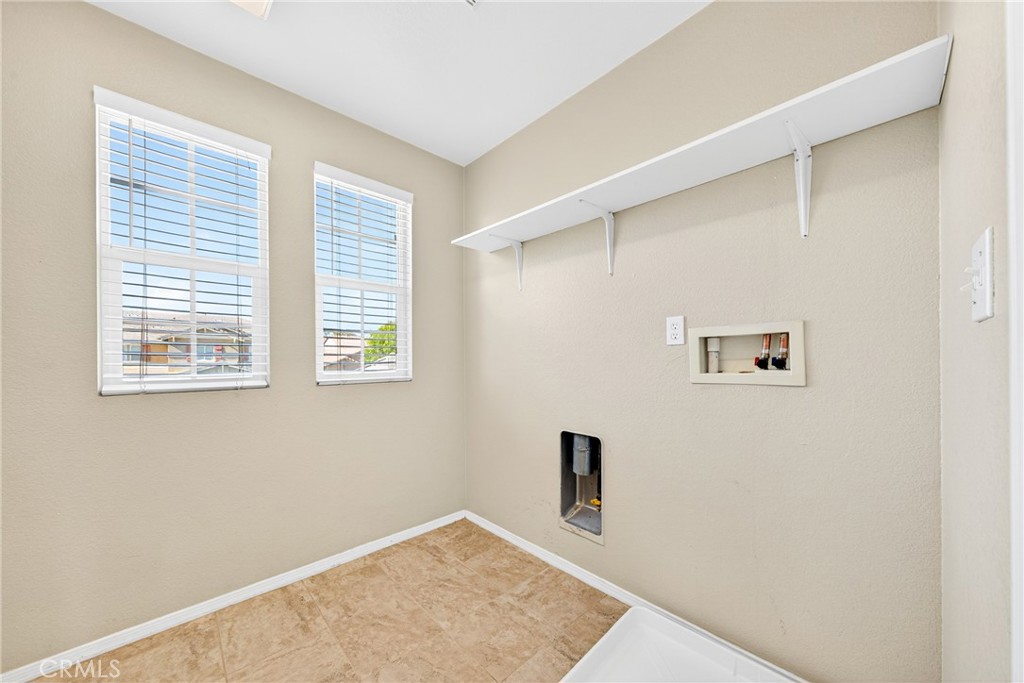 MLS #OC25252489 image #16