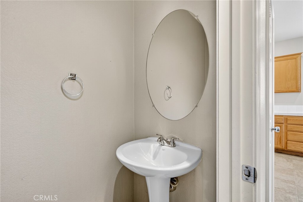 MLS #OC25252489 image #32