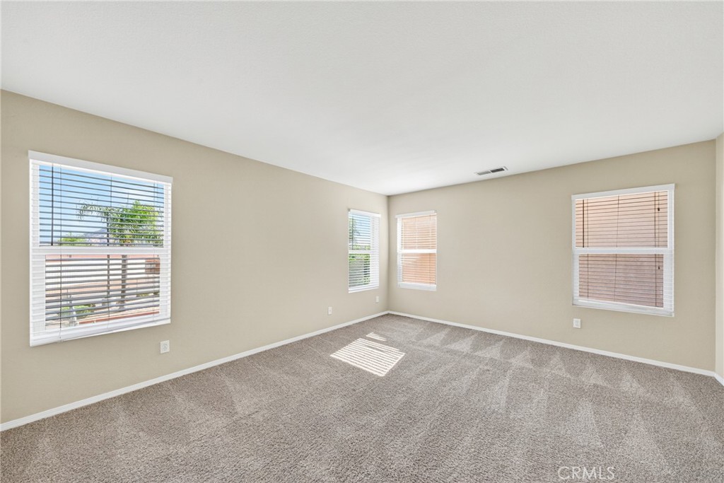 MLS #OC25252489 image #38