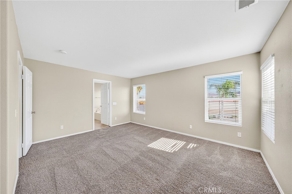 MLS #OC25252489 image #40