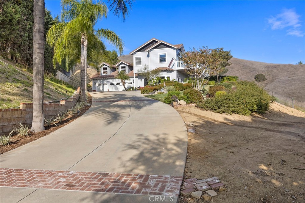 MLS #OC25252496 image #22