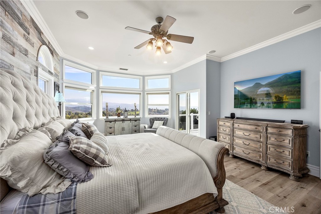 MLS #OC25252496 image #37