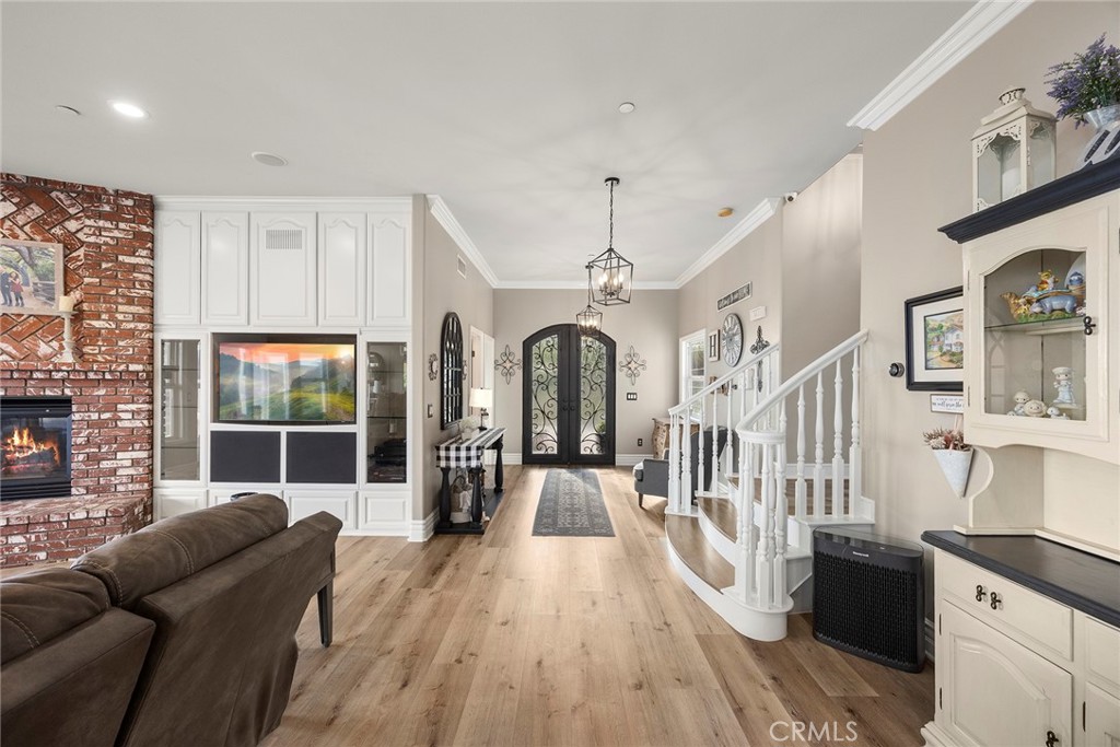 MLS #OC25252496 image #7