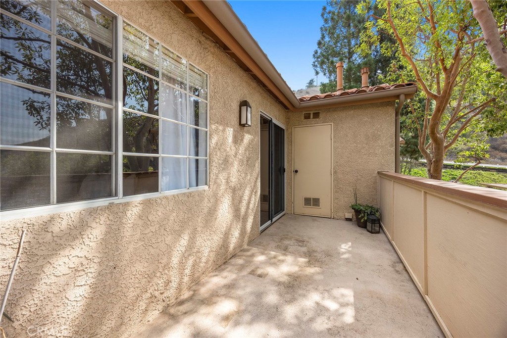 MLS #OC25252504 image #13