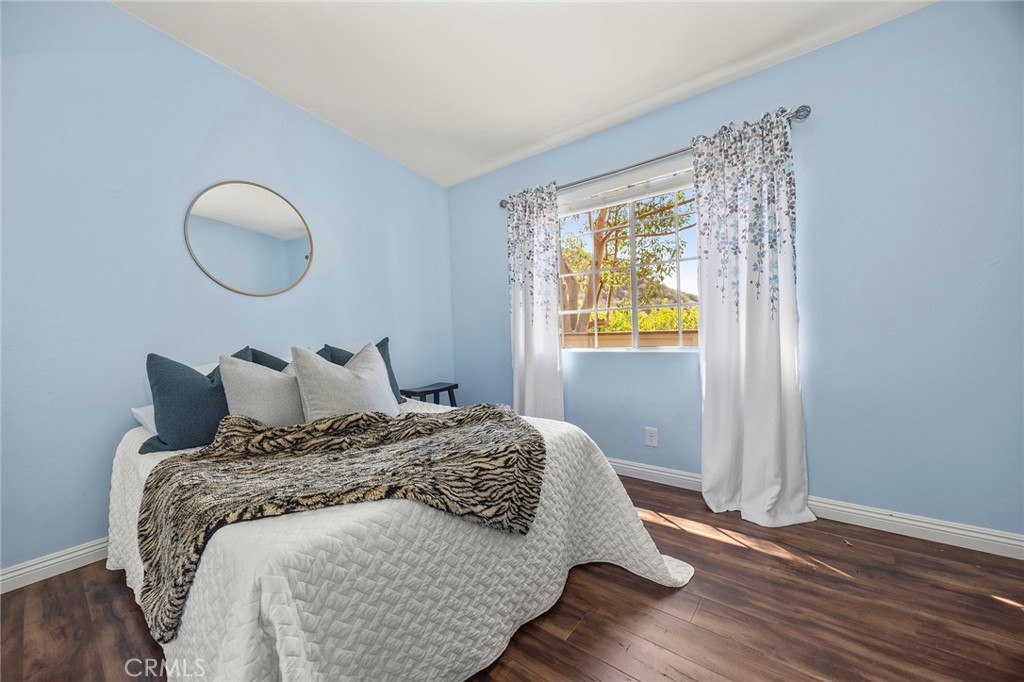 MLS #OC25252504 image #19