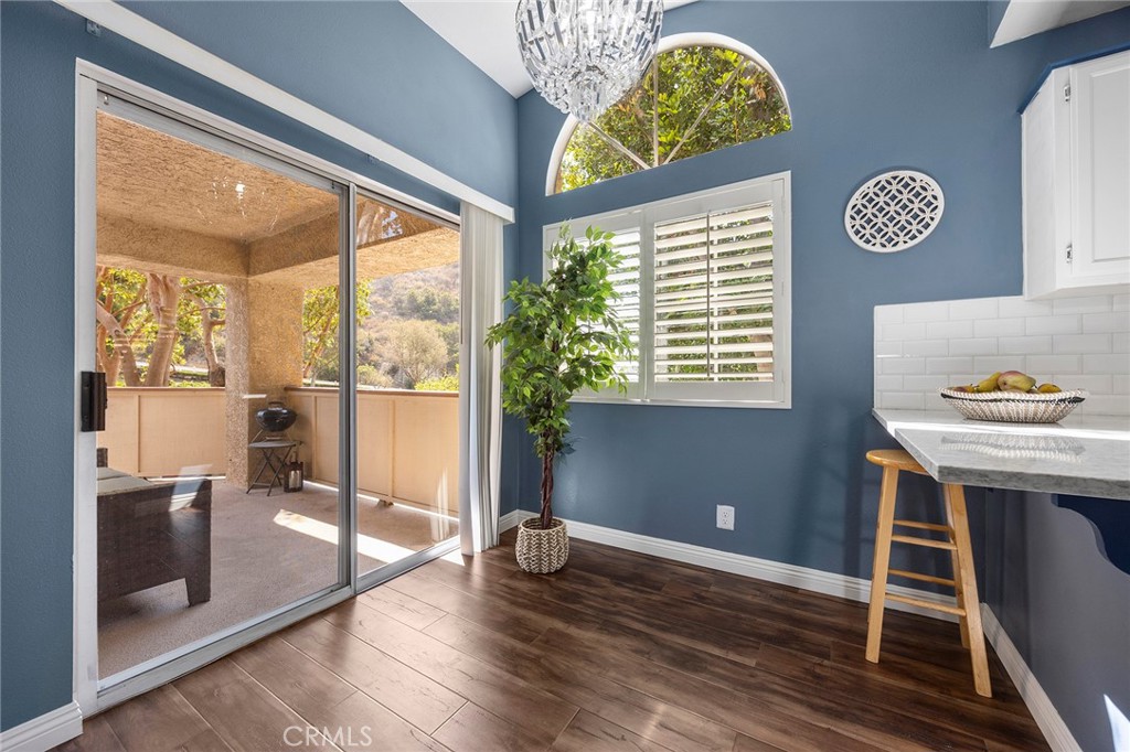 MLS #OC25252504 image #9