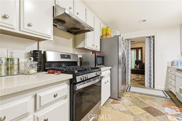 MLS #OC25252520 image #9