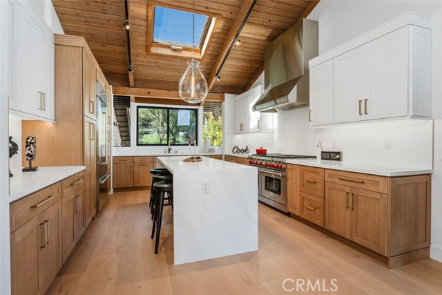 MLS #OC25252542 image #6