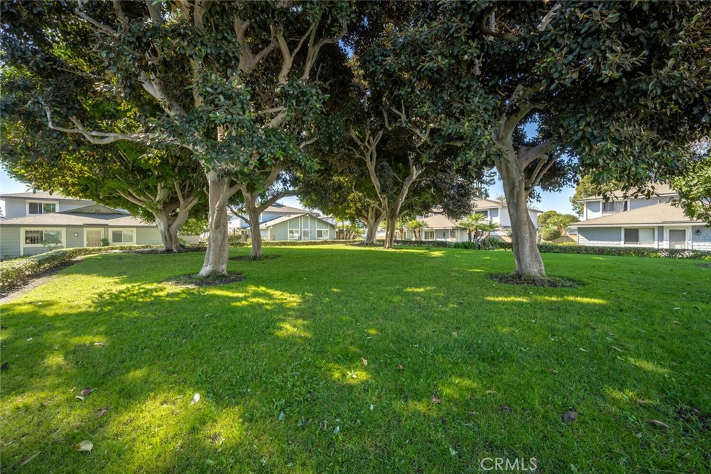 MLS #OC25252557 image #23