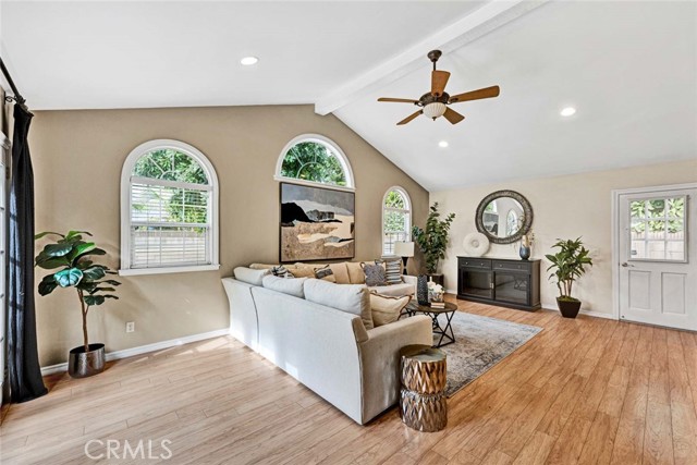 MLS #OC25252576 image #22