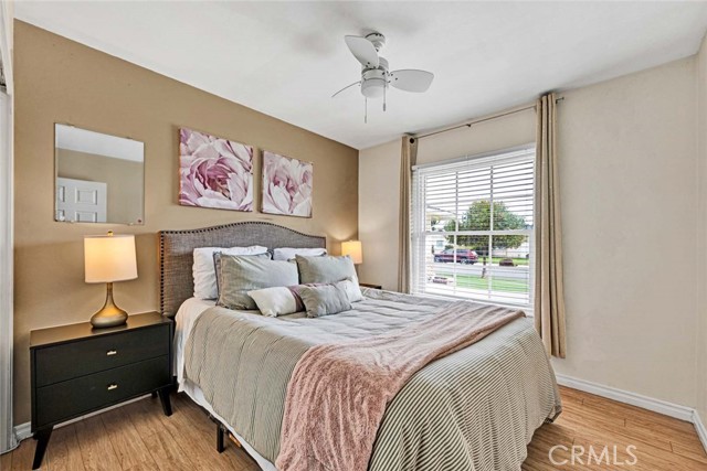 MLS #OC25252576 image #27