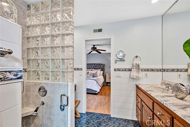 MLS #OC25252576 image #39