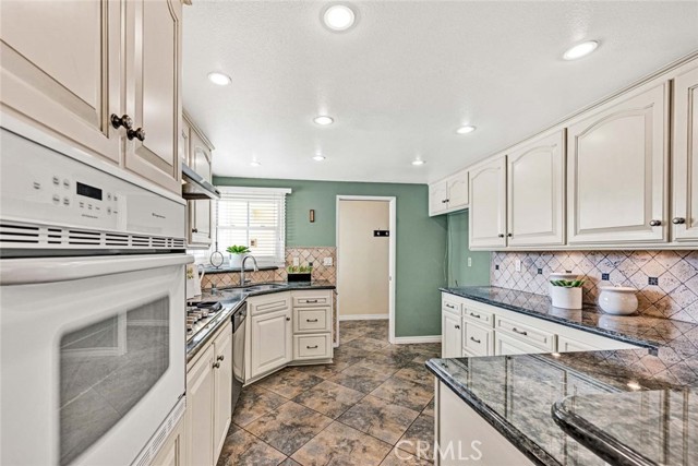 MLS #OC25252576 image #7