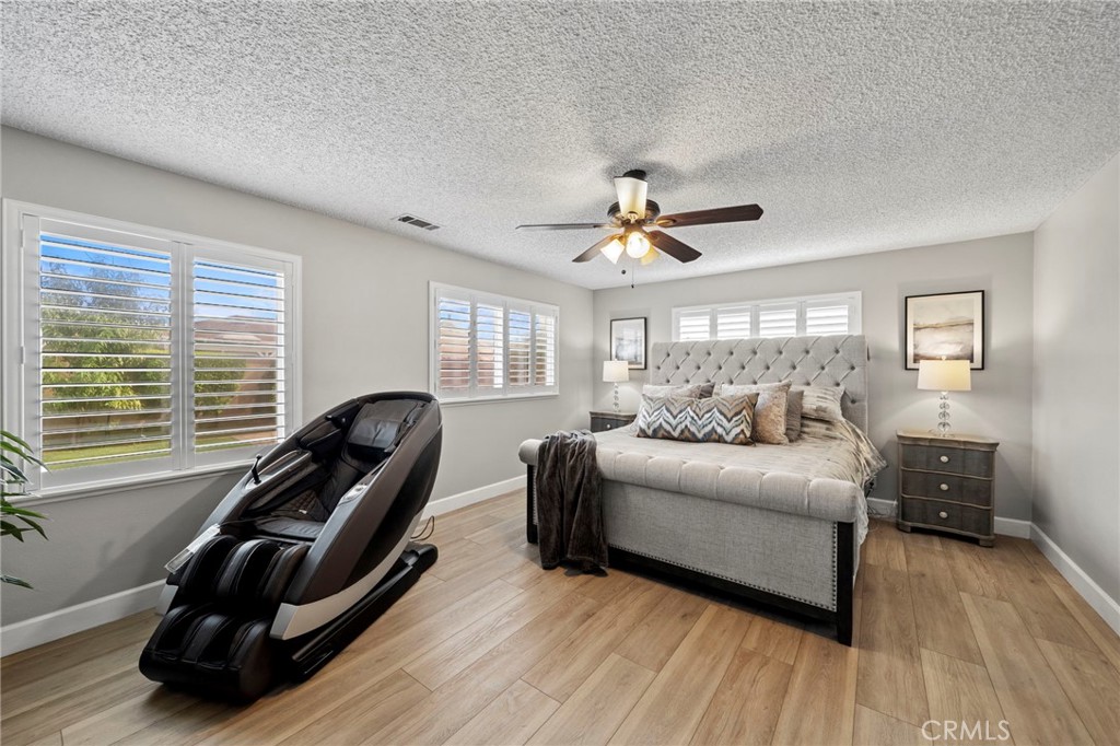 MLS #OC25252577 image #23