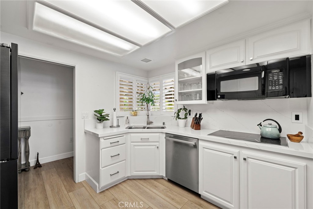 MLS #OC25252577 image #3