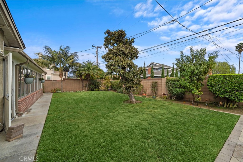 MLS #OC25252577 image #35