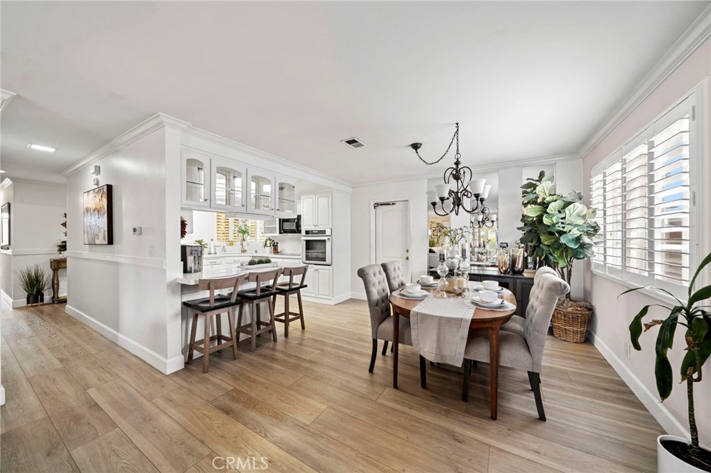 MLS #OC25252577 image #8