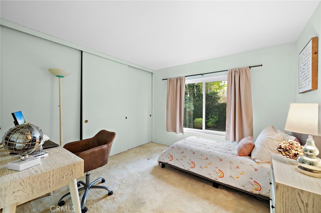 MLS #OC25252581 image #23