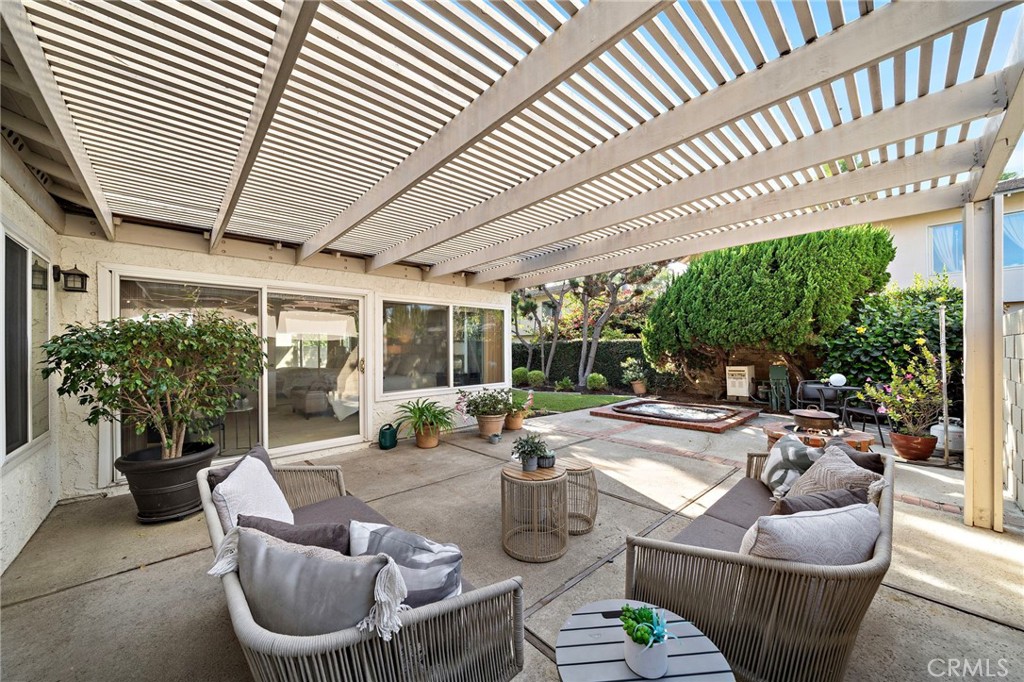 MLS #OC25252581 image #28