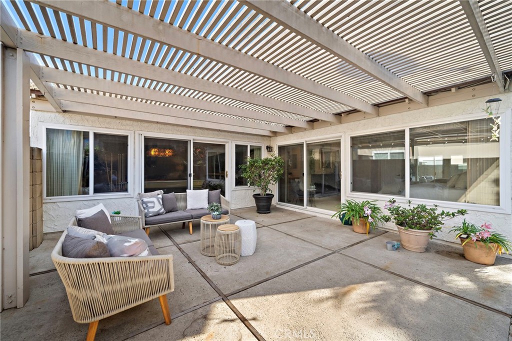 MLS #OC25252581 image #29