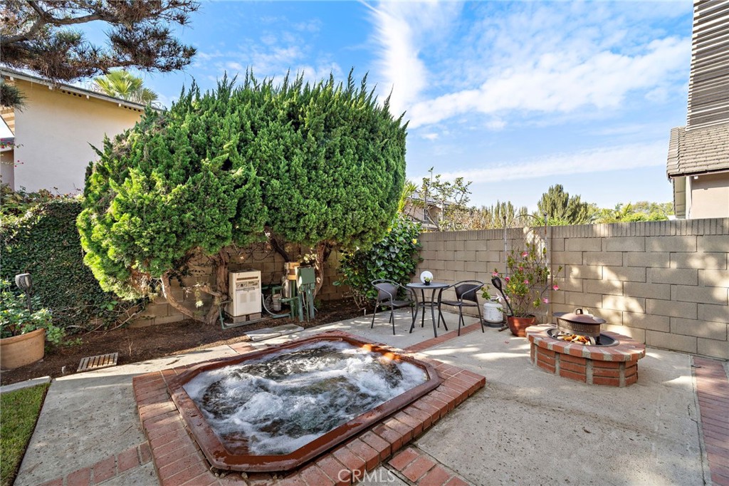 MLS #OC25252581 image #31