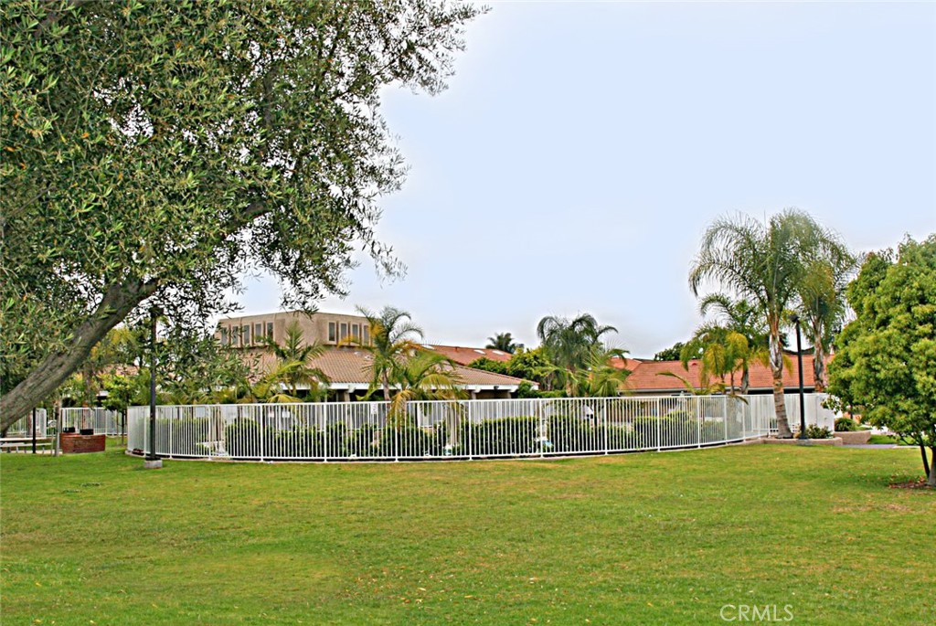 MLS #OC25252581 image #39