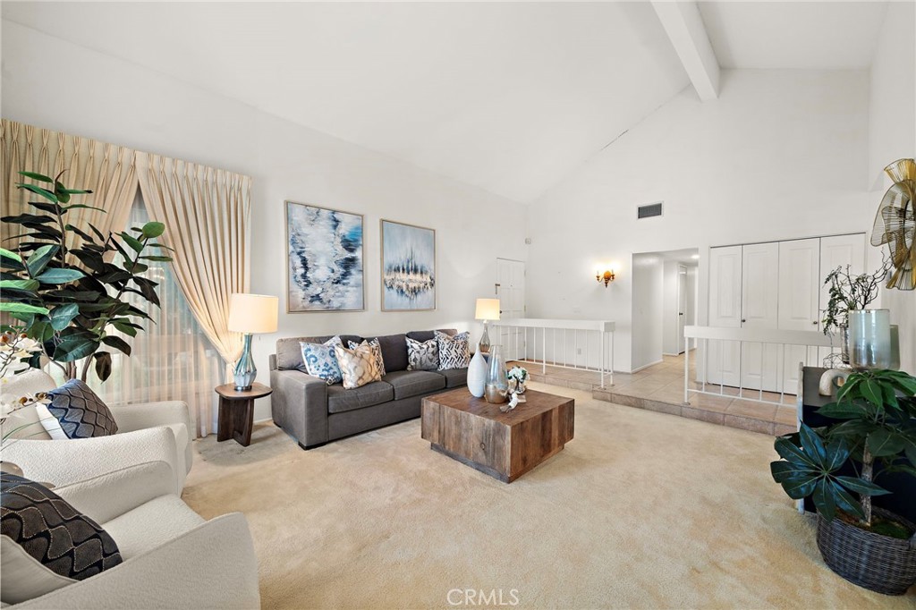 MLS #OC25252581 image #4