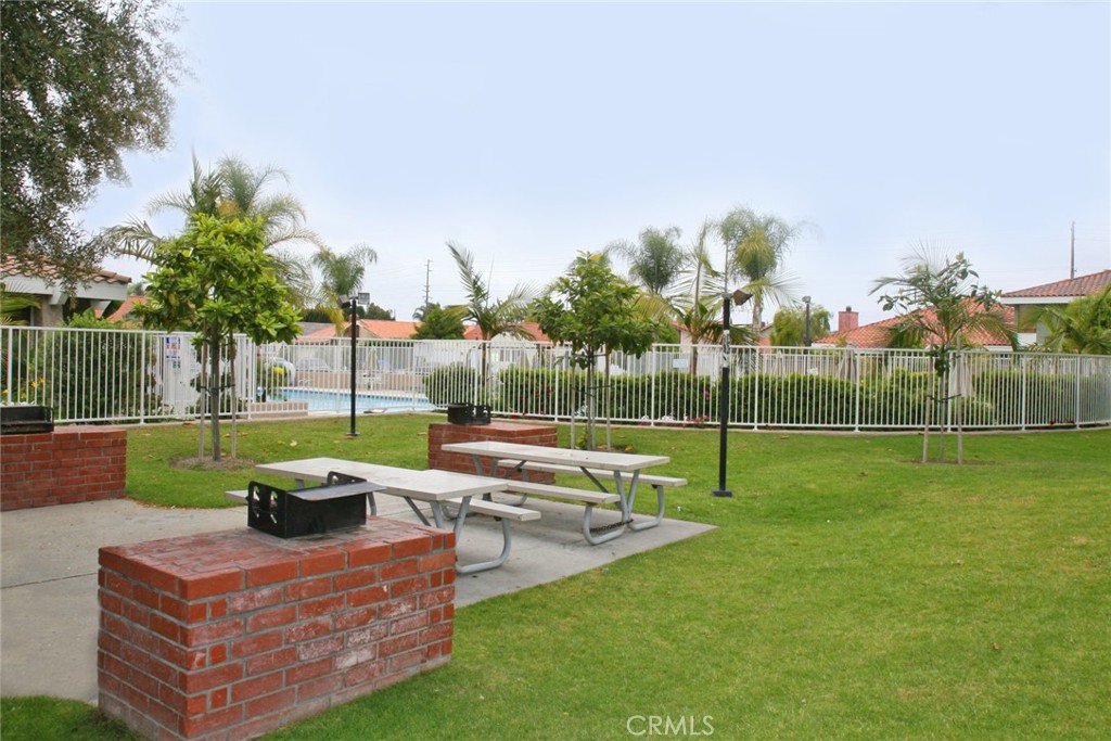 MLS #OC25252581 image #40