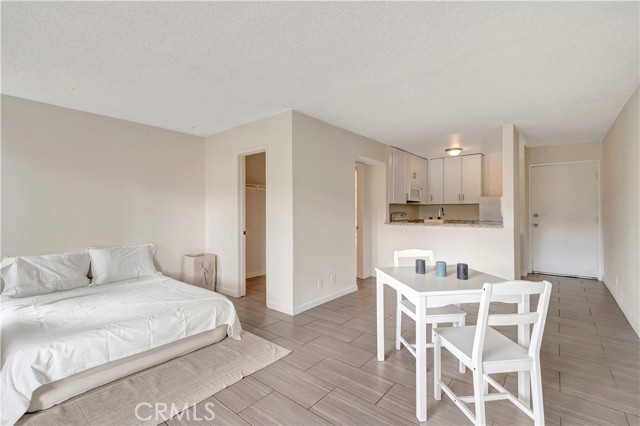 MLS #OC25252591 image #27