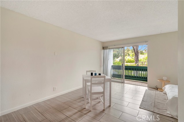 MLS #OC25252591 image #5