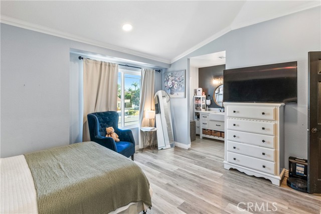 MLS #OC25252595 image #16