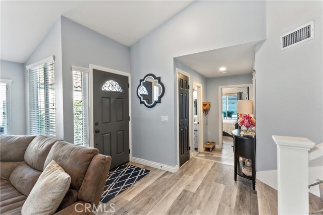 MLS #OC25252595 image #2