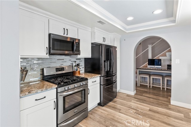 MLS #OC25252595 image #6