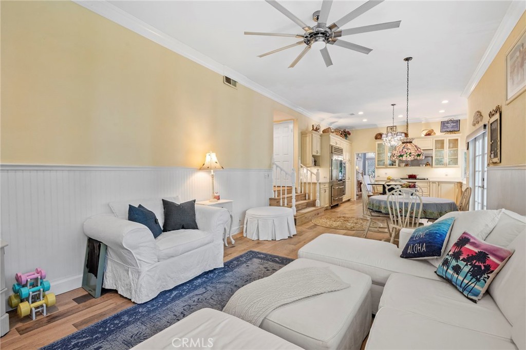 MLS #OC25252613 image #13