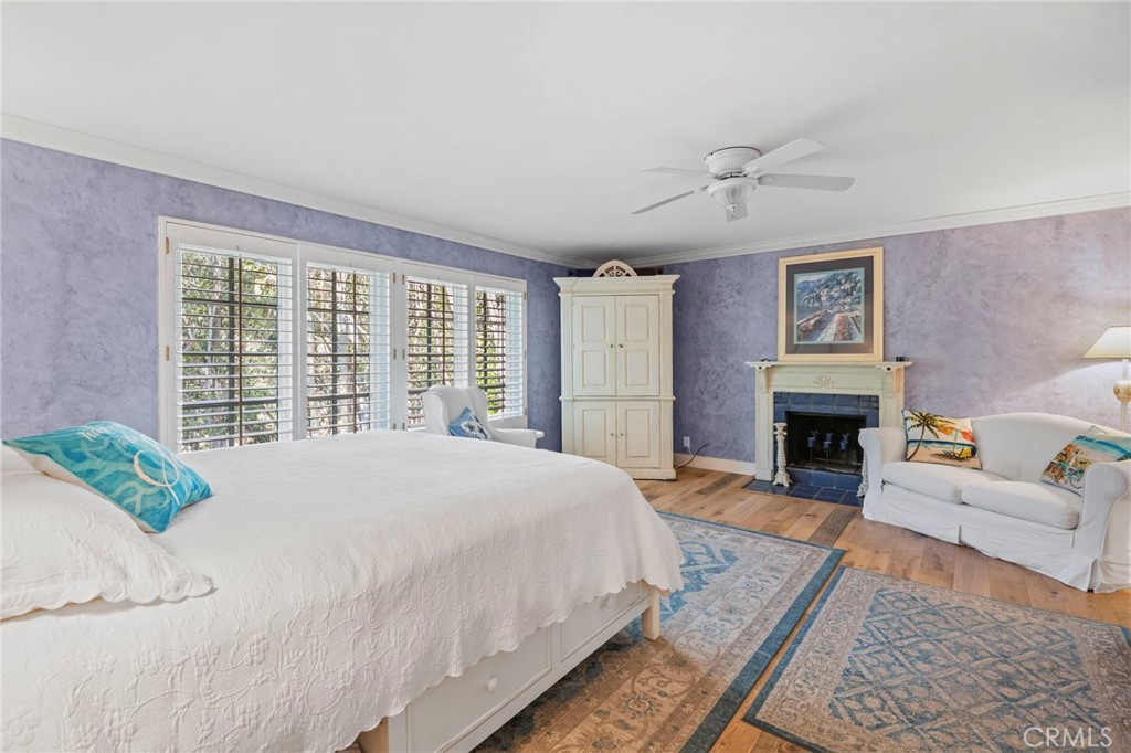 MLS #OC25252613 image #24