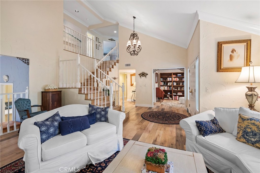 MLS #OC25252613 image #4